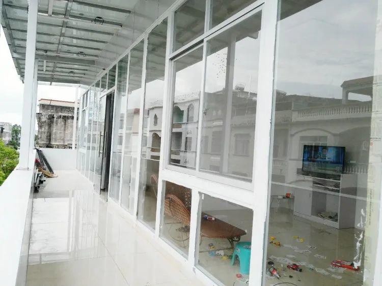 還在裝傳統(tǒng)陽光房？太傻了！如今大家都裝這個(gè)，美觀、環(huán)保還能賺錢！