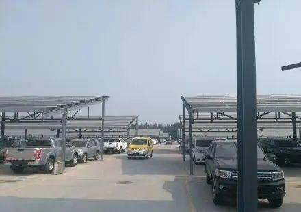 國務(wù)院正式發(fā)布《新能源汽車產(chǎn)業(yè)發(fā)展規(guī)劃》，鼓勵光伏車棚建設(shè)！