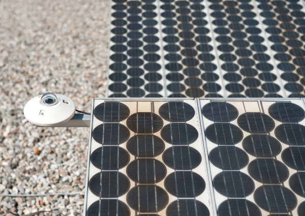 光伏發(fā)電超25年最新證據(jù)：40歲的老電站還在發(fā)電！